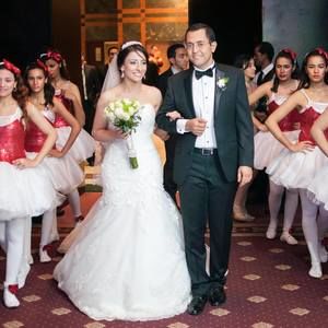 Meet your Posher, Nevin n.